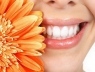 Как отбелить зубы народными средствами