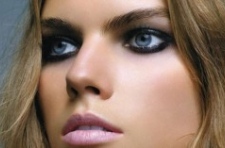Как сделать дымчатый макияж глаз