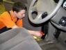 Как эффективно почистить салон автомобиля своими силами