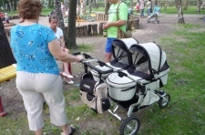 Как выбрать коляску для близнецов Как выбрать коляску для близнецов